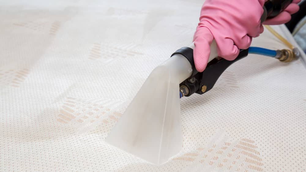 What you shouldn't do when cleaning your mattress