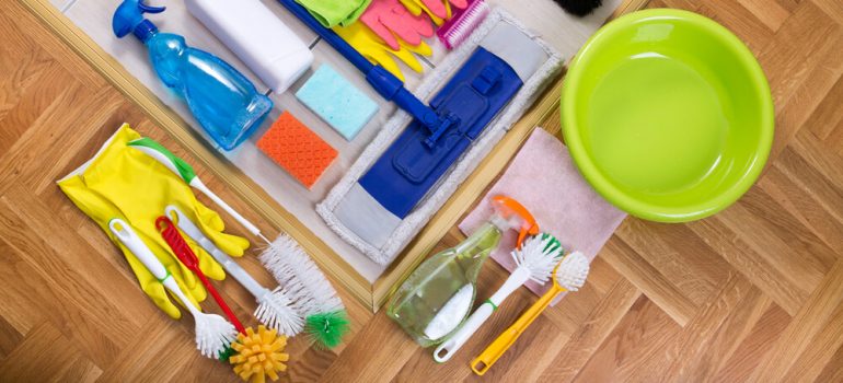 cleaning tools