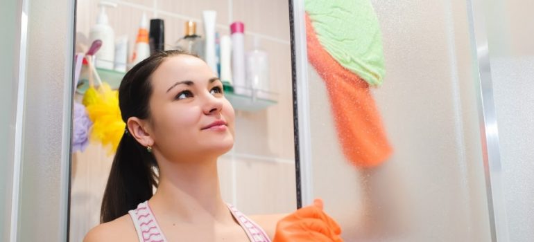 The professional ins and outs of cleaning a shower glass and removing soap scum.