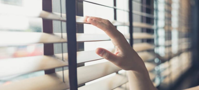 How to clean your venetian blinds