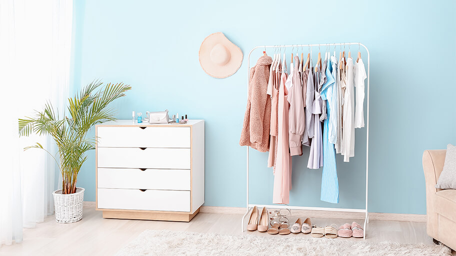 KonMari Method: 7 Decluttering Lessons