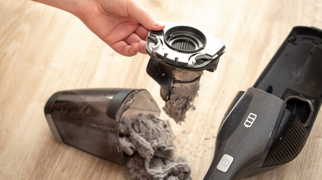 How to Deep Clean Your Vacuum Cleaner