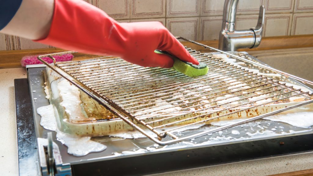 How to Clean Oven Racks with Baking Soda and Vinegar