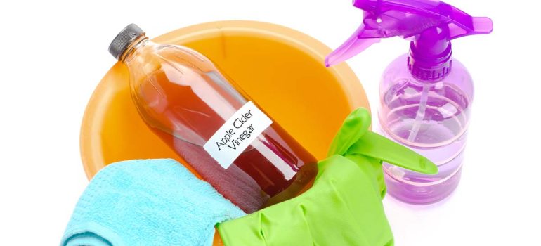 Eco-friendly cleaning with apple cider vinegar