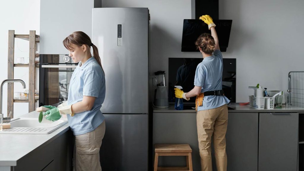 Deep cleaning and end-of-lease cleaning are quite different