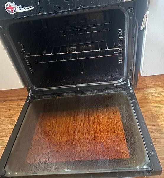 Oven cleaning Melbourne before