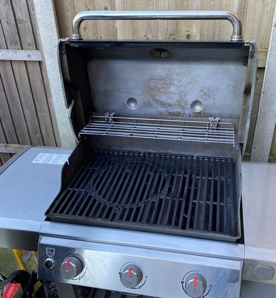 BBQ cleaning Sydney after