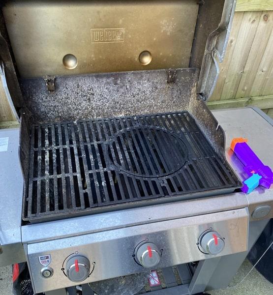 BBQ cleaning Sydney before