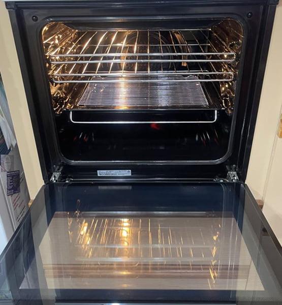 End of lease oven cleaning Melbourne after